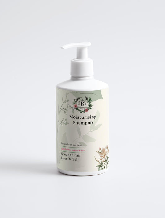 Hydrating hair shampoo that nourishes dry scalp and damaged hair while improving moisture balance and reducing frizz.