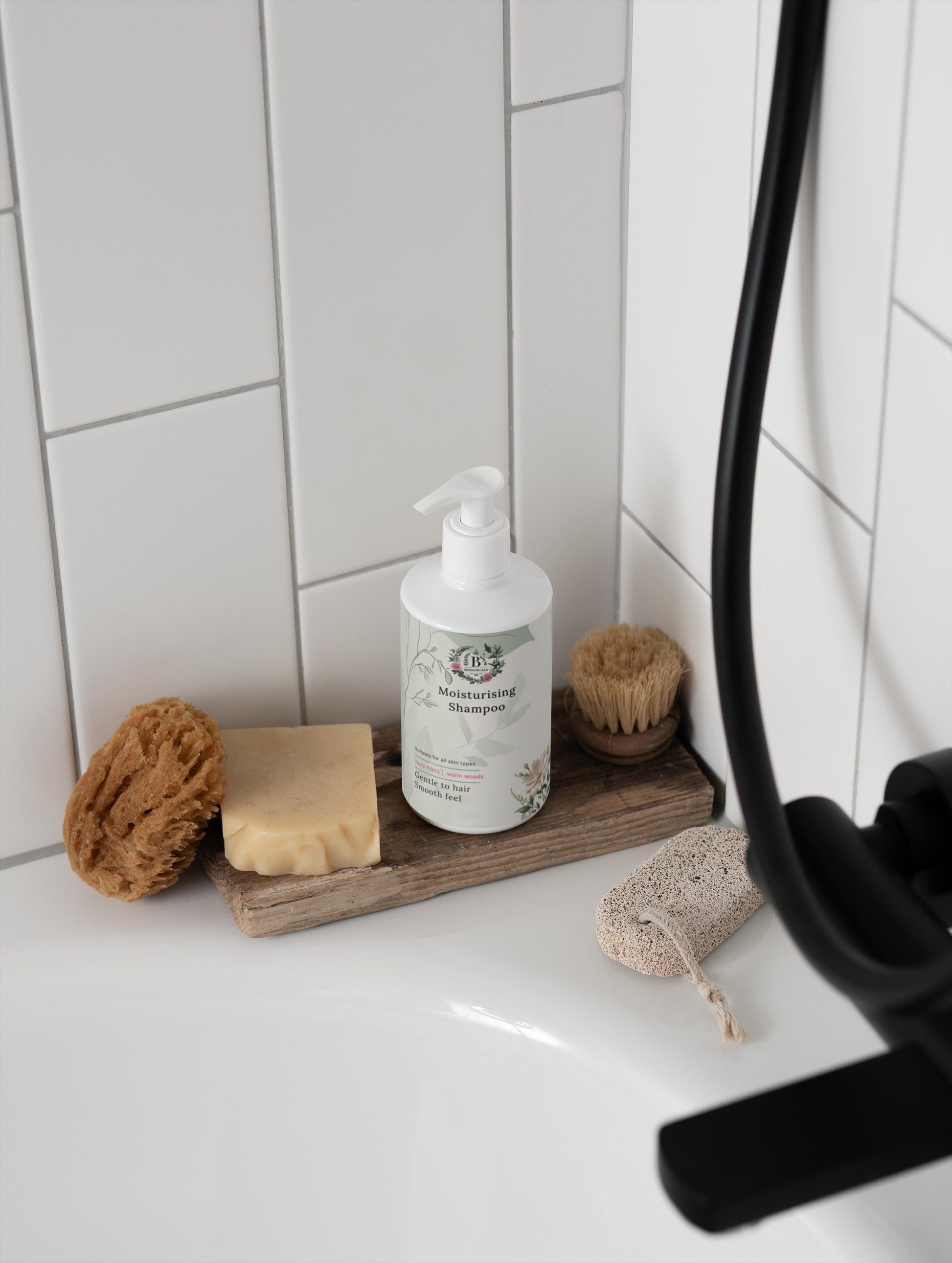 Hydrating shampoo for dry and damaged hair helping restore moisture balance, reduce frizz and improve hair texture